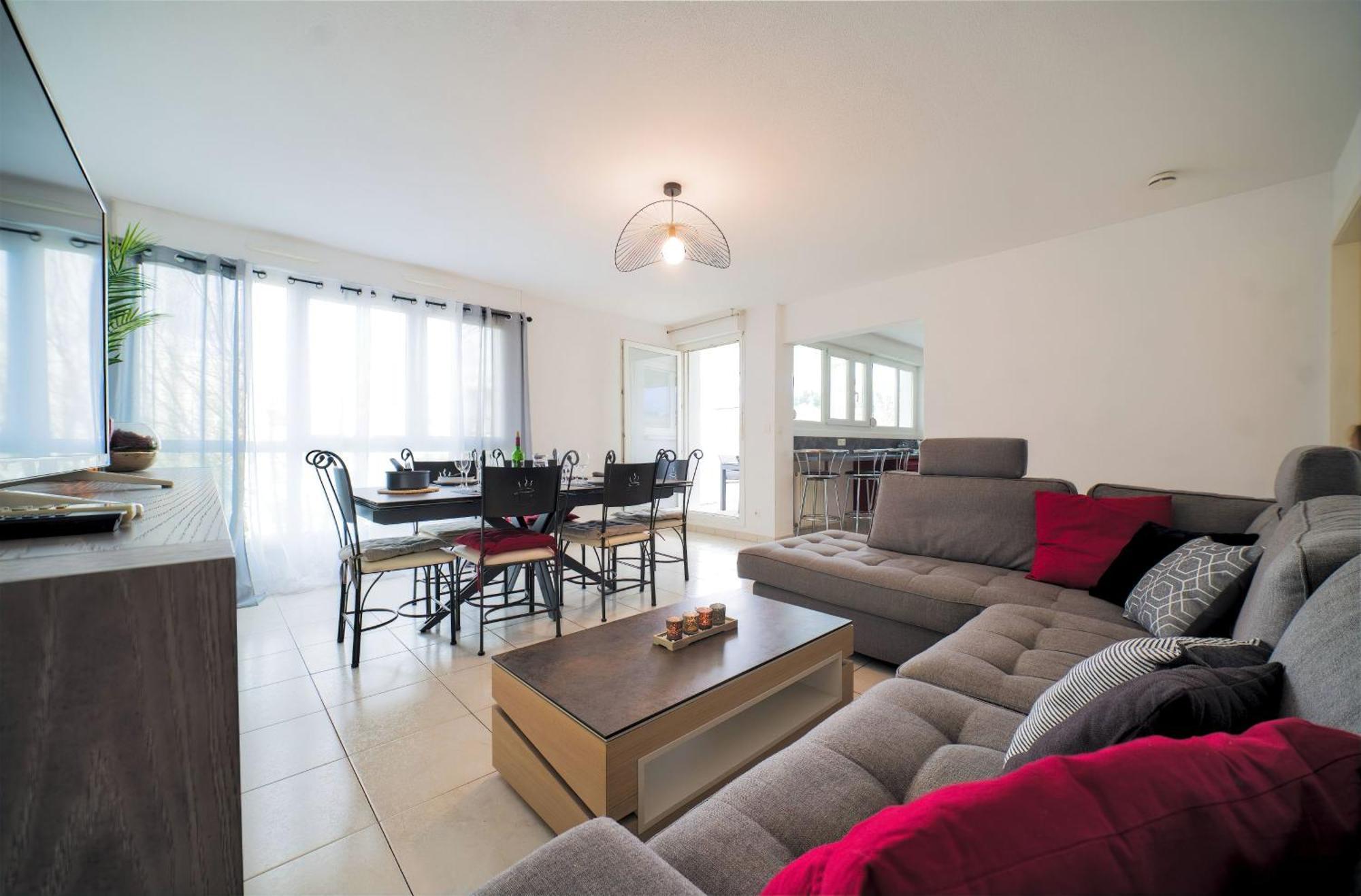 Appartement Lumineux, 80M², Proche Des Vosges Thann Kültér fotó